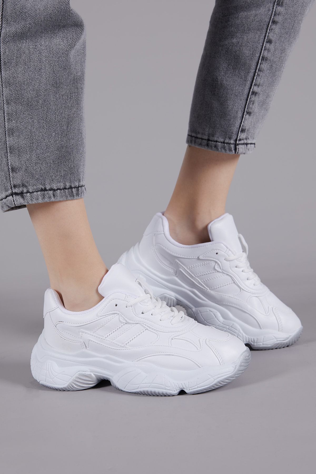 Kadın Beyaz Cilt Spor Ayakkabı Tb246